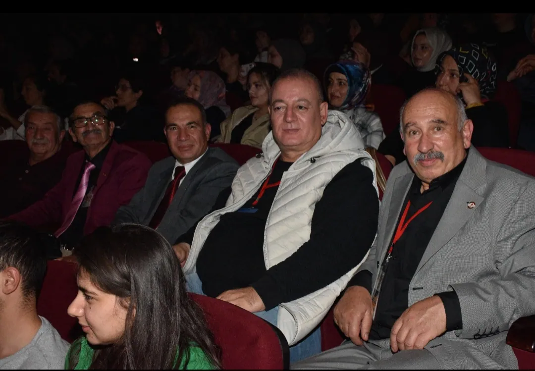Muhteşem gala gecesi yüzlerce gazeteciyi biraraya getirdi
