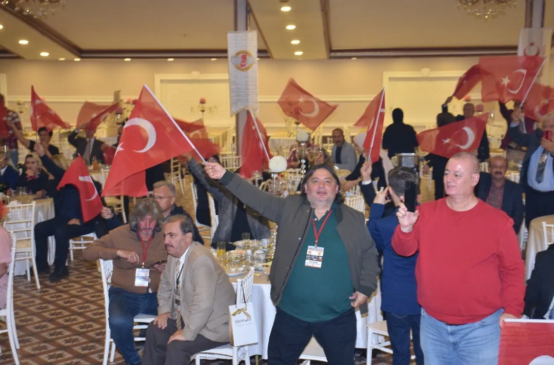 Muhteşem gala gecesi yüzlerce gazeteciyi biraraya getirdi