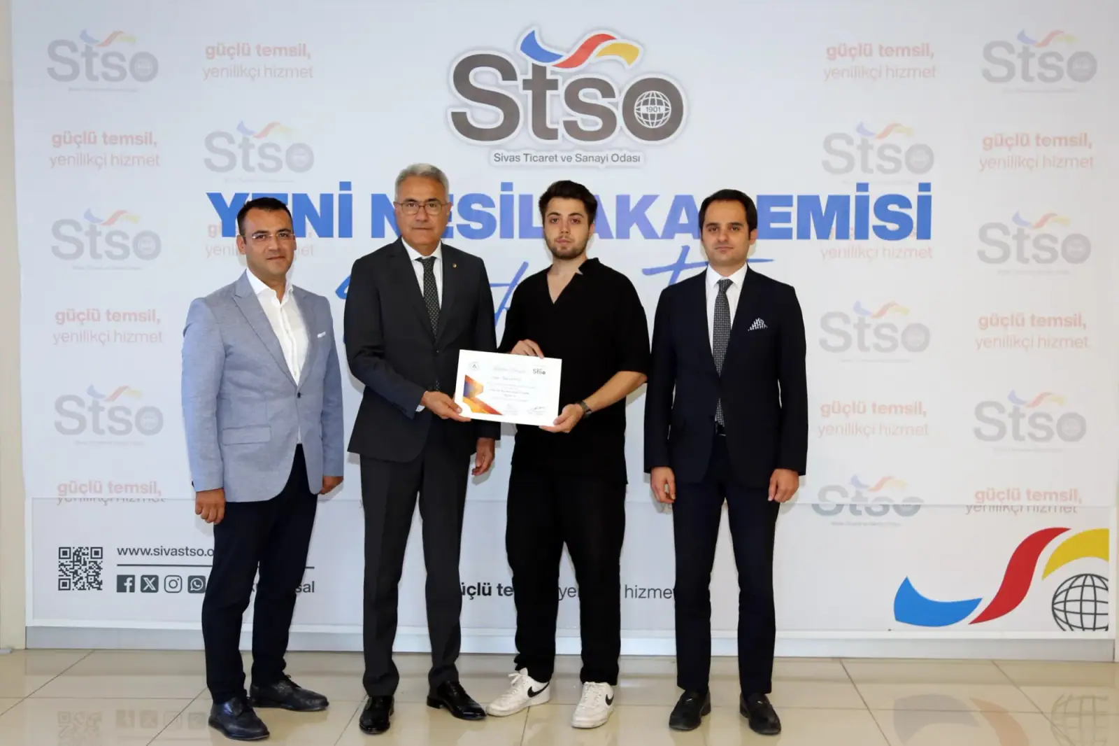Stso, yeni nesil akademisi ilk mezunlarını verdi.